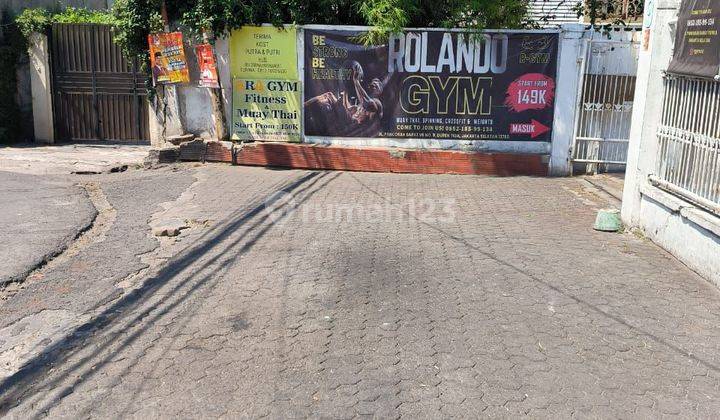 Disewa Rumah Bisa untuk usaha di duren tiga Jakarta Selatan 1