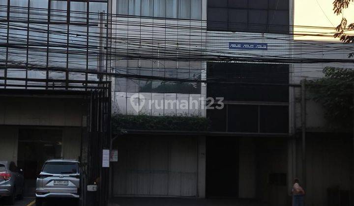 Ruko Murah Ex. Bank di Jalan Dewi Sartika Cawang Jakarta Timur 1