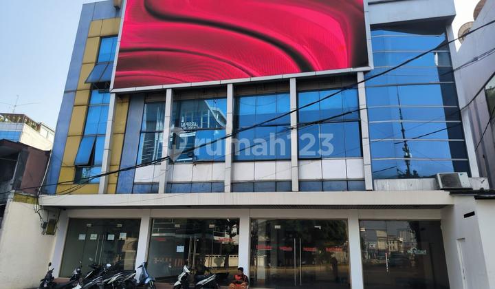 For Rent 4-Storey Building – Spacious & Strategic