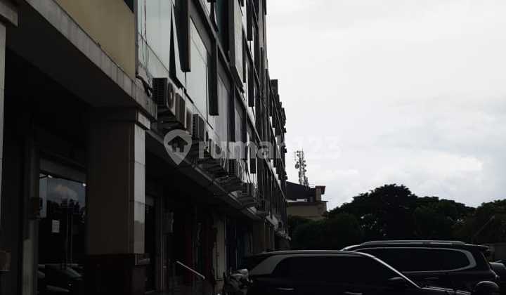 For Rent: 4.5-Storey Shop House in Puri Mutiara – Strategic Location! For Rent: 4.5-Storey Shop House in Puri Mutiara – Strategic Location!