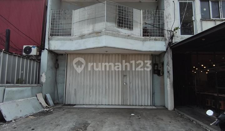 Strategic Shop House for Rent in South Meruya, Near Mercu Buana University Strategic Shop House for Rent in South Meruya, Near Mercu Buana University