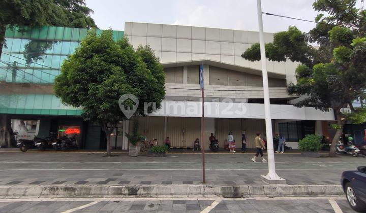 Dijual Cepat! Gedung Komersial Siap Pakai Jakarta Pusat