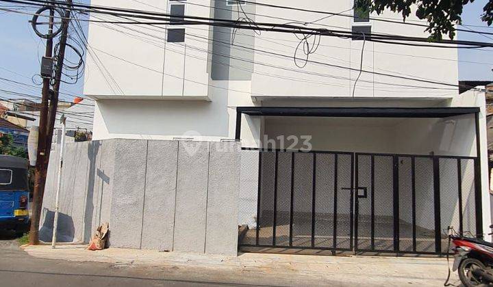 Rumah Baru Minimalis Hook, Strategis Area Tebet 1