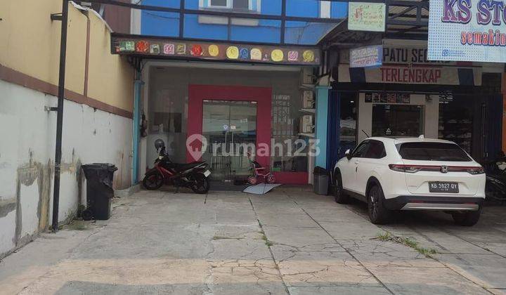  Ruko di jalan Raya Condet Balekambang Kramat jati Jakarta Timur 2