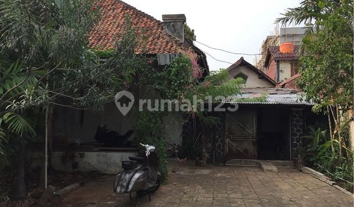 Tanah Eksklusif Menteng SHM - Jual Cepat di Bawah NJOP