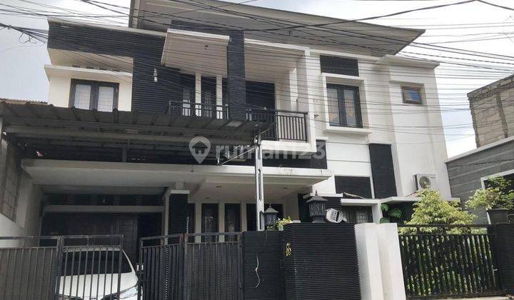 Rumah Strategis Bisa Untuk Kos2an Area Pancoran, Jakarta Selatan 1