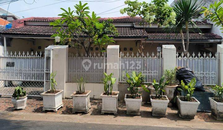 Rumah Dijual Cepat Di Tebet Barat Jakarta Selatan 1