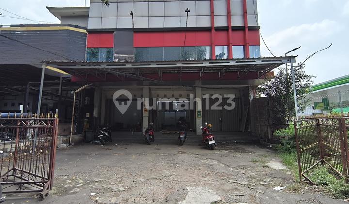 Multi-Functional 3-Storey Building – Strategic Location