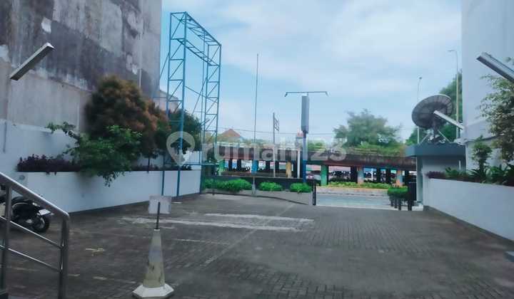 Gedung Kantor Strategis Di Kramat Raya Dijual Di Bawah Njop