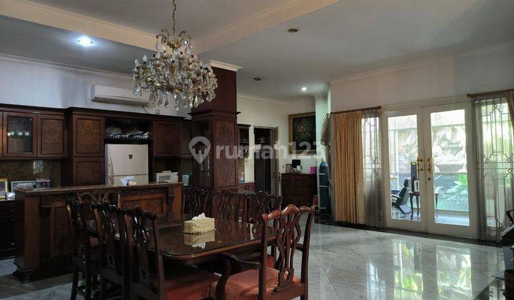 Rumah Hoek Jalan Wijaya V Melawai Kebayoran Lama Jakarta Selatan 2