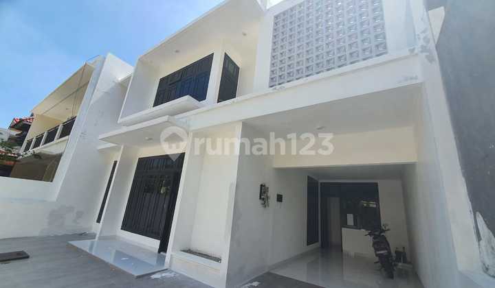 For Rent - Ready-to-Live Home Griya Inti Sentosa Sunter For Rent - Ready-to-Live Home Griya Inti Sentosa Sunter