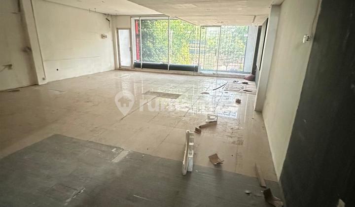 Ruko Komersial Rawasari 2½ Lantai, Lokasi Utama Jalan Raya