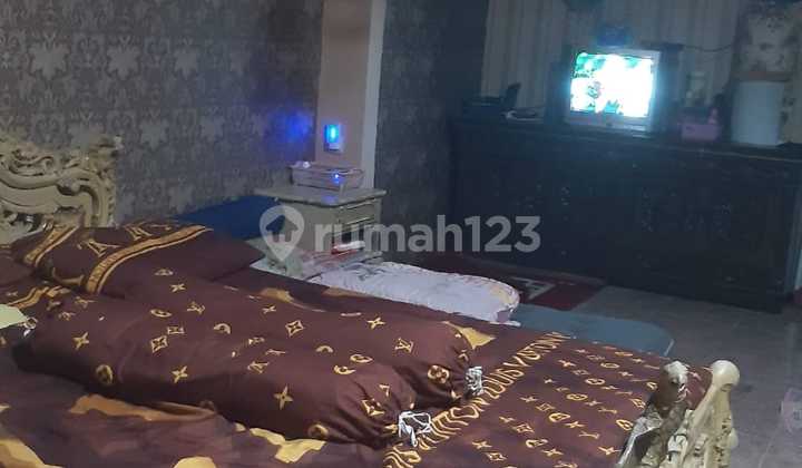 For Sale 2-Story Corner House in South Manggarai, Tebet 2