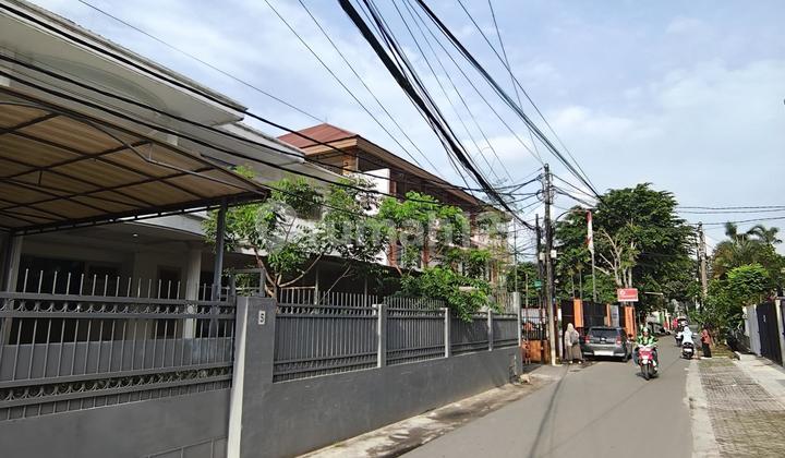 Disewa Rumah Mewah 2 Lantai di Pejaten Timur, Pasar Minggu 2