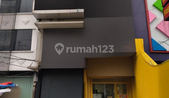 Ruko 3,5 Lantai Tebet Raya Disewa, Lokasi Ramai Dan Strategis 1
