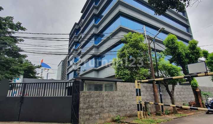 Gedung Komersial Dekat Pondok Indah - 5 Lantai, Siap Pakai 2