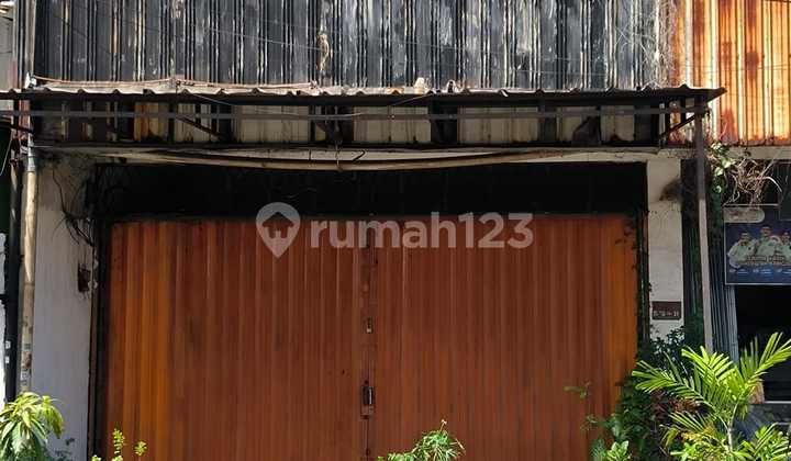 Ruko Strategis Disewa di Jl. Kramat Jaya Koja