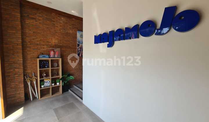 For Rent 4-Story Shop/House + Rooftop in Permata Senayan 2