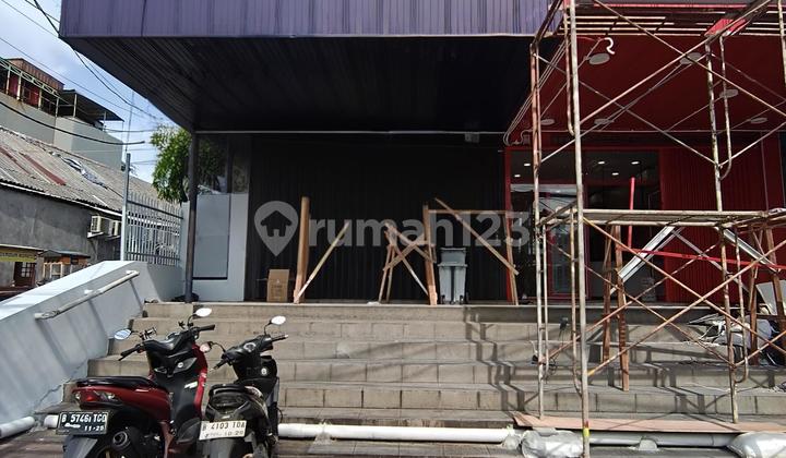 For Rent Shop House on Jl. Otista Raya, Jatinegara - Strategic Location 2