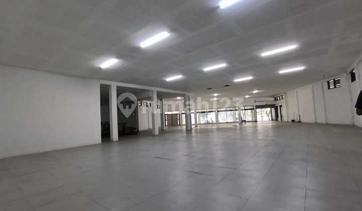 For Rent: Strategic 1-Story Warehouse in Mampang Prapatan For Rent: Strategic 1-Story Warehouse in Mampang Prapatan