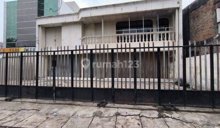 Disewakan Ruko Gandeng 3 – Lokasi Strategis Di Cawang 1