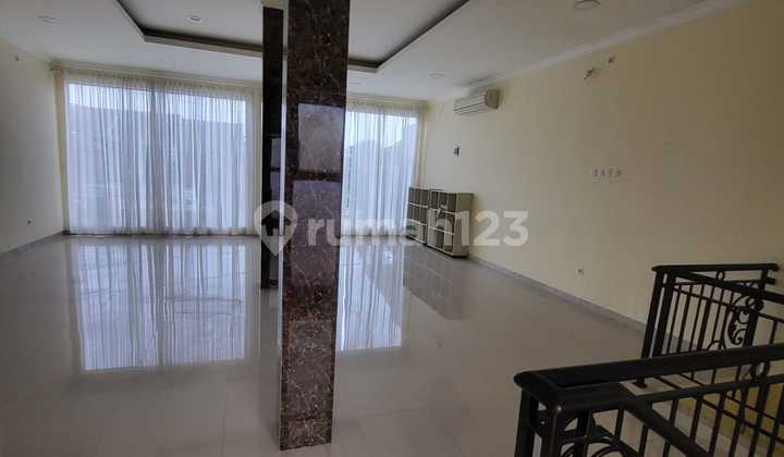 2-Story 5-Floor Ruko Pondok Pinang Duren Sawit, SHM, Ready for Business 2
