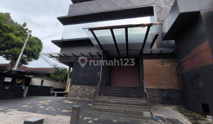 Jual Gedung Strategis di Kemang Raya, Akses Mudah Dan Ramai 1