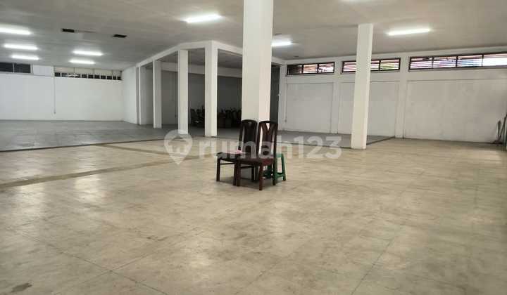 For Rent: Strategic 1-Story Warehouse in Mampang Prapatan For Rent: Strategic 1-Story Warehouse in Mampang Prapatan