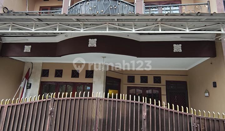 For Rent 2-Story House in Strategic Area Tebet Barat For Rent 2-Story House in Strategic Area Tebet Barat