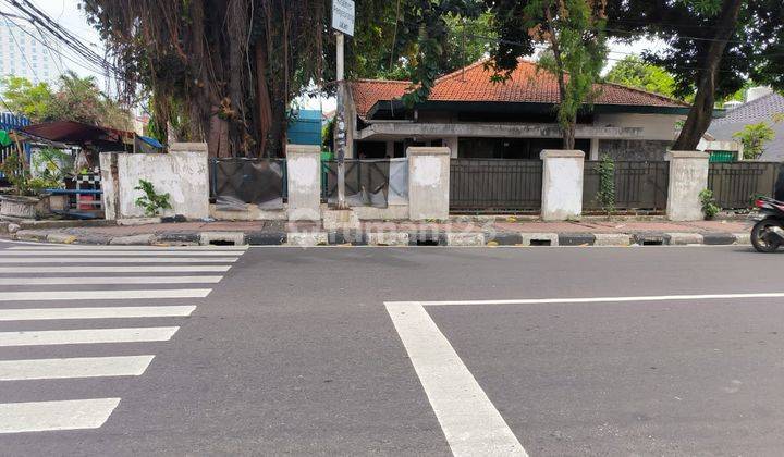 Disewakan Rumah Komersil Strategis Di Hoek Jalan Cempaka Putih Raya 2