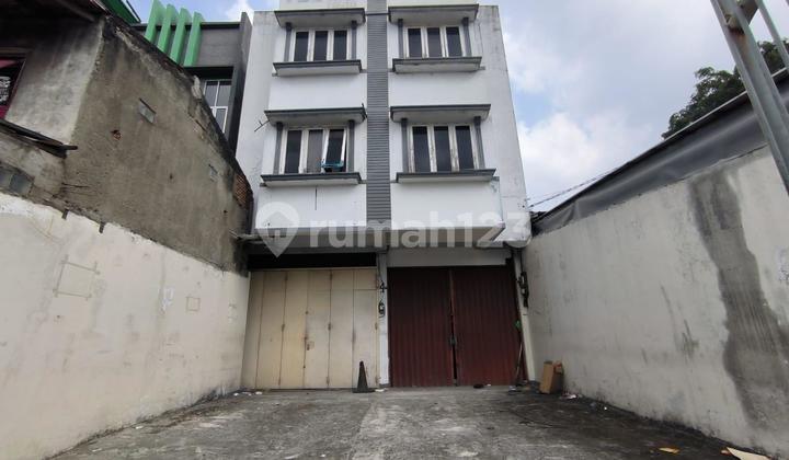 Ruko Gandeng Strategis 3,5 Lantai, Cocok Usaha & Kantor
