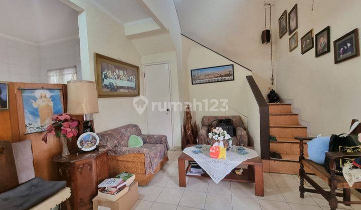 Dijual Rumah 2 Lantai Murah di Kucica Bintaro Sektor 9 2