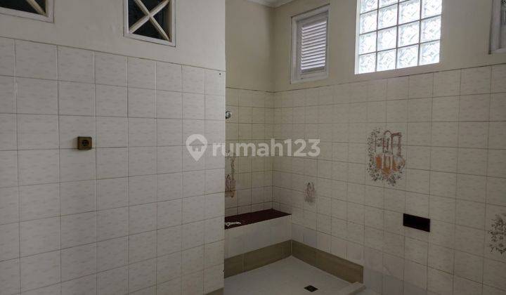 Dijual Rumah Asri Dengan Taman di Parkit Bintaro Sektor 2 2