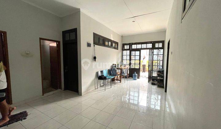 Dijual Rumah Bagus ada Balkon dan Strategis di Jurang mangu Indah 2