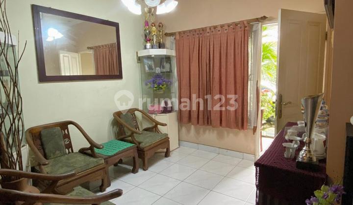 Ready-to-Occupy House in Premium Area Puri Bintaro Sector 9