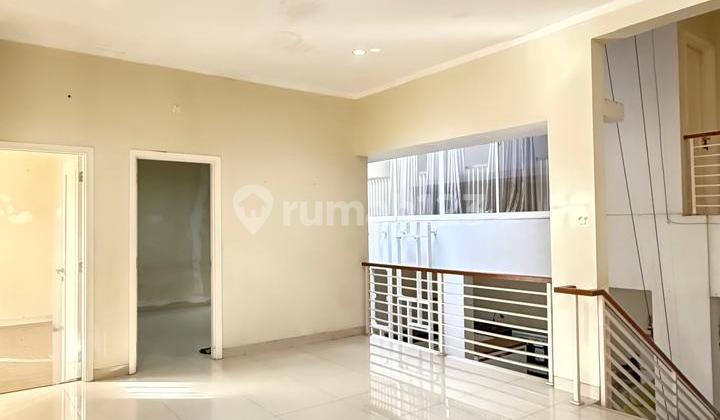 Luxury House Bintaro - Ready to Live in a Scenic Environment Kebayoran Bintaro Sector 7