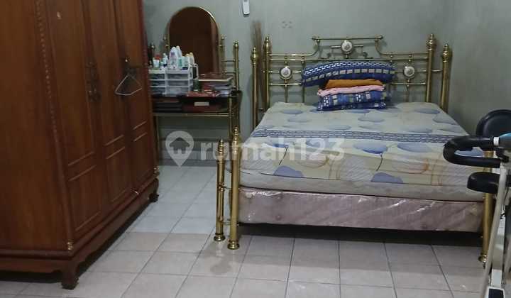 For Sale! Rumah Luas Harga Murah di Graha Raya 2