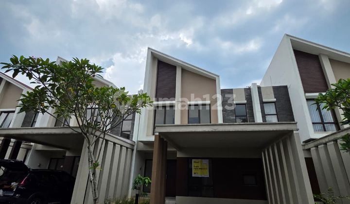 Rumah Bagus di Dalam Cluster dengan kondisi Terawat Baik dan Siap Huni @Cimanggis, Depok