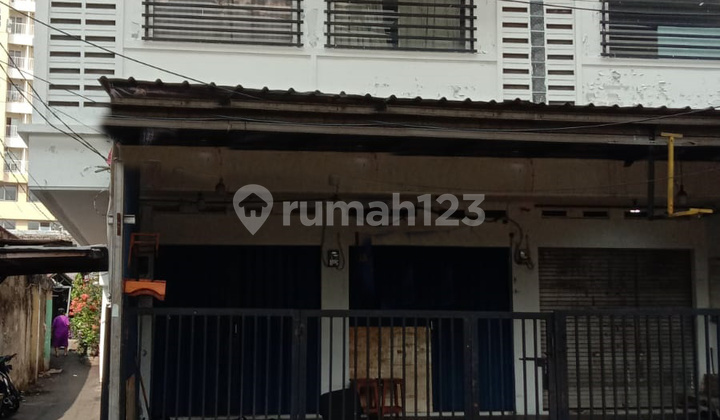 Dijual Rumah Kost Pinggir Jalan Utama di Ulujami, Jakarta Selatan