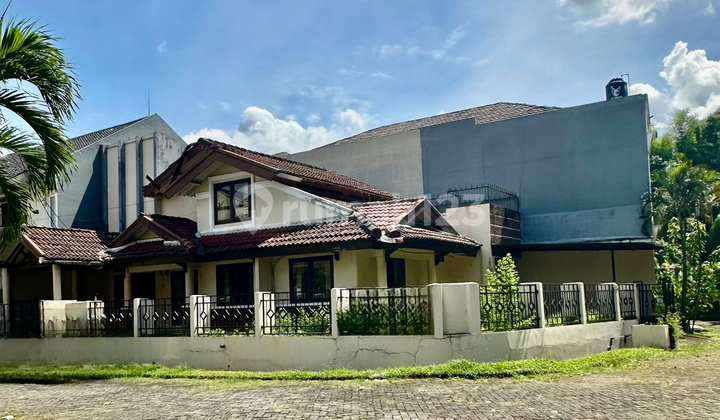 For Sale! Rumah Halaman Luas Harga Menarik di Bintaro Sektor 9