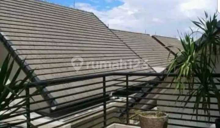 Rumah 2½ Lantai Semi Furnished Siap Huni dengan Hunian Nyaman dan Asri @Veteran, Jakarta Selatan