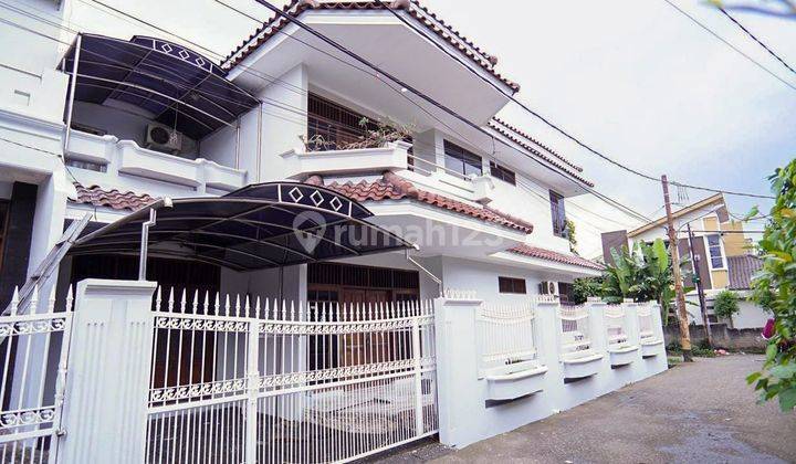 Dijual Rumah Hook Mewah Dekat Pasar Pondok Gede Bekasi 2