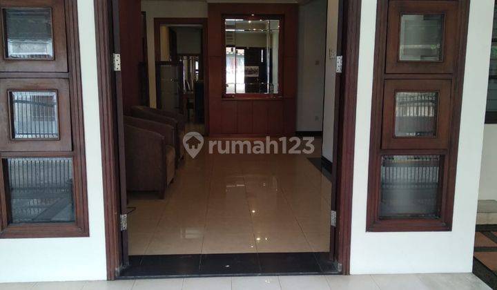 Disewa Rumah Bagus Dan Strategis Dekat Stan Bintaro 2