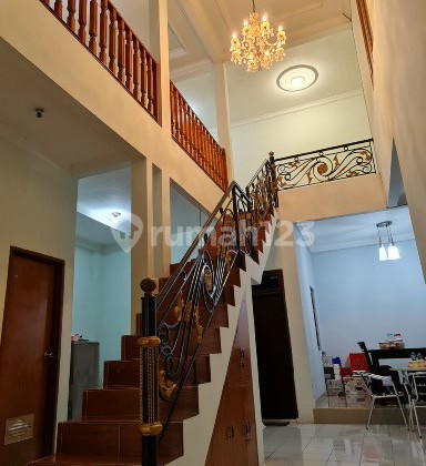 Rumah Siap Huni dengan Bangunan Kokoh dan Strategis @Kebayoran Lama. 1