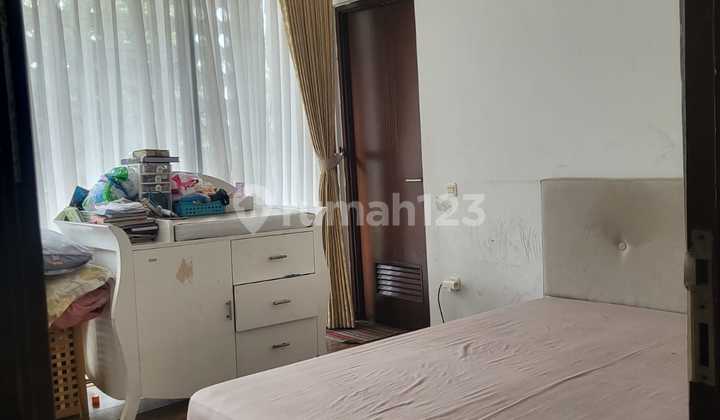 Ready-to-Occupy Home with Comfortable and Lush Living at Golden Park, BSD. 2