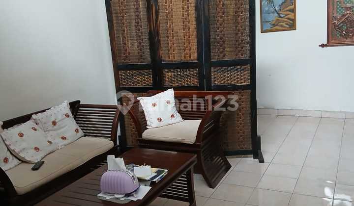 For Sale! Rumah Luas Harga Murah di Graha Raya