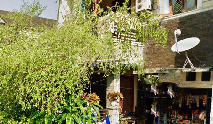 Affordable House in South Jakarta! Strategic Location in Kemang, South Jakarta