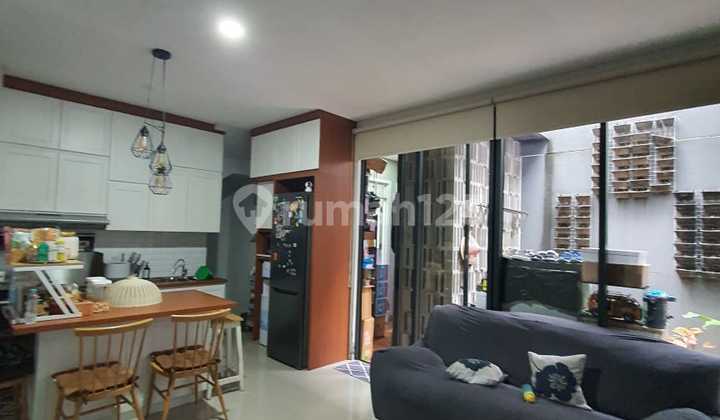 For Sale Modern Minimalist House in Discovery Bintaro Sector 9
