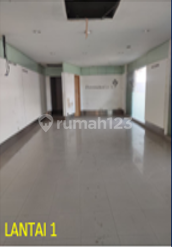 Ready-to-Use Ruko Former Permata Bank 3 Floors Land Area 104 m2 Building Area 340 m2 Strategic Location @Klojen, Malang Ready-to-Use Ruko Former Permata Bank 3 Floors Land Area 104 m2 Building Area 340 m2 Strategic Location @Klojen, Malang