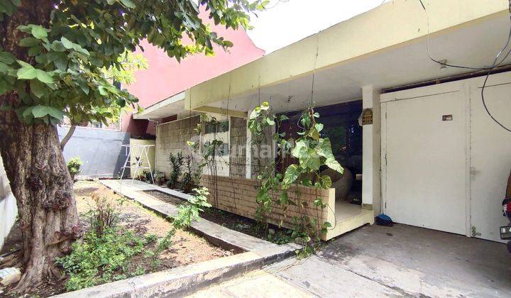 Dijual Rumah Bagus Halaman Luas di Kebayoran Baru Jaksel 2